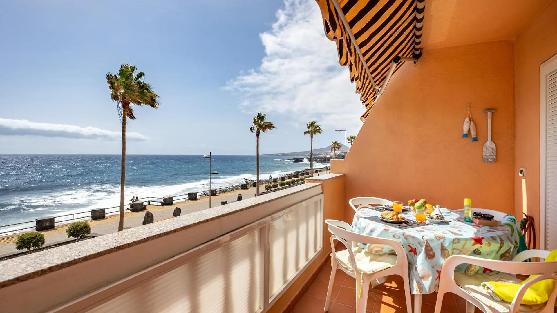 Apartment Ferienwohnung Frente Al Mar - Terraza - Wi-Fi - 1 Min Playa Santa Cruz de Tenerife